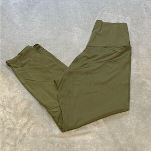 Aerie Offline Cross Waist Capri Leggings